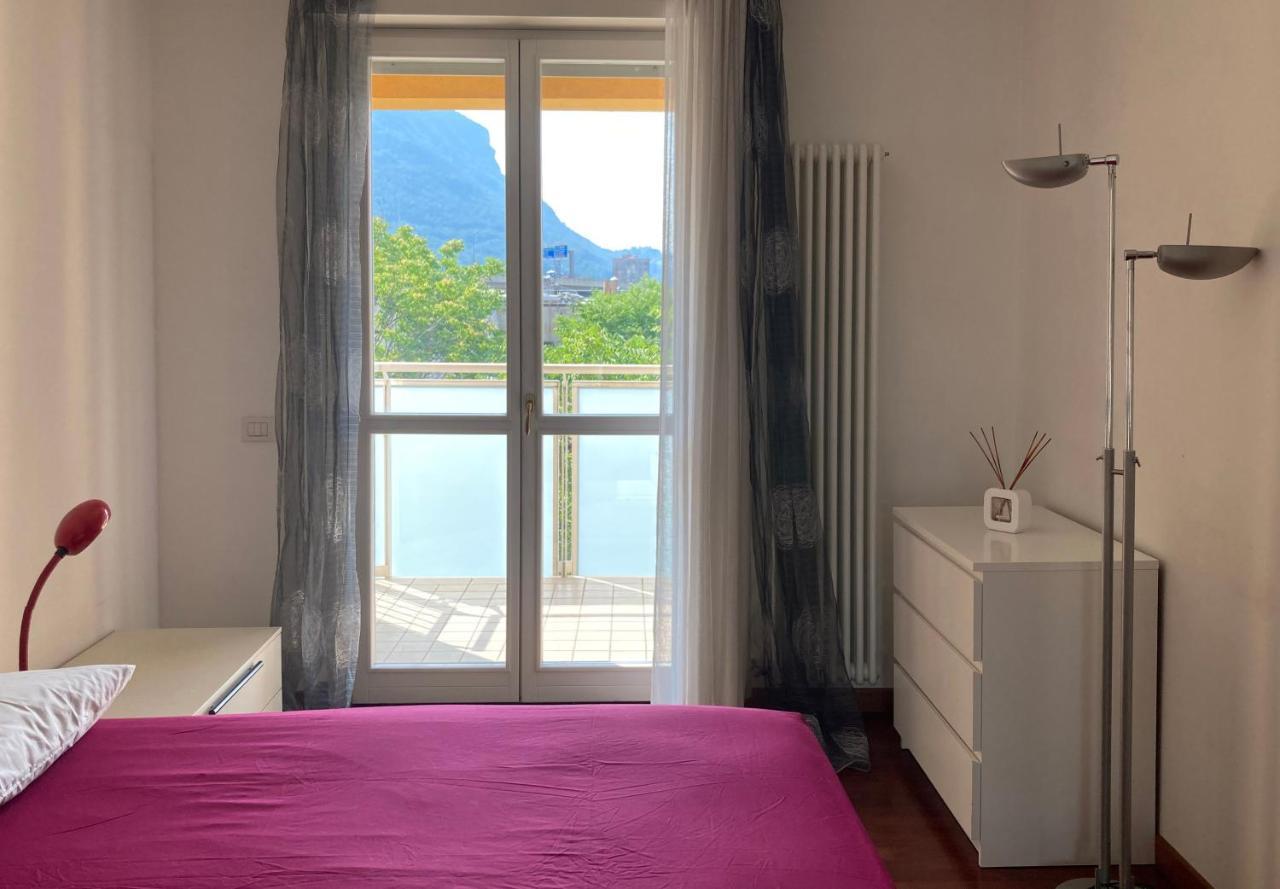 Large Well-Equipped Appartement Near Como Lake Lecco Eksteriør billede
