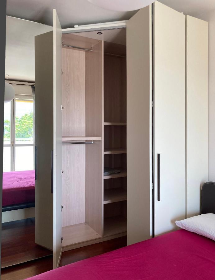Large Well-Equipped Appartement Near Como Lake Lecco Eksteriør billede