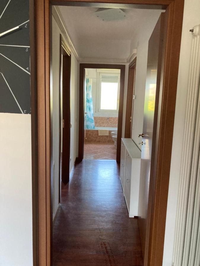 Large Well-Equipped Appartement Near Como Lake Lecco Eksteriør billede